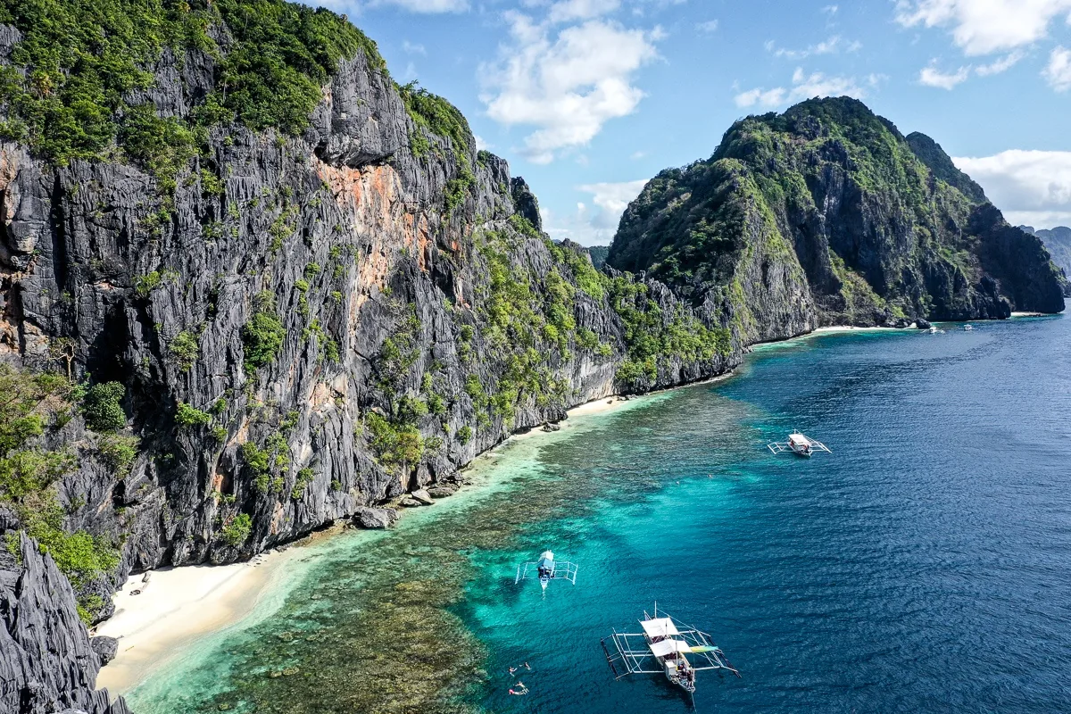 El Nido Tour C in Palawan: Hidden Beach & Matinloc Shrine